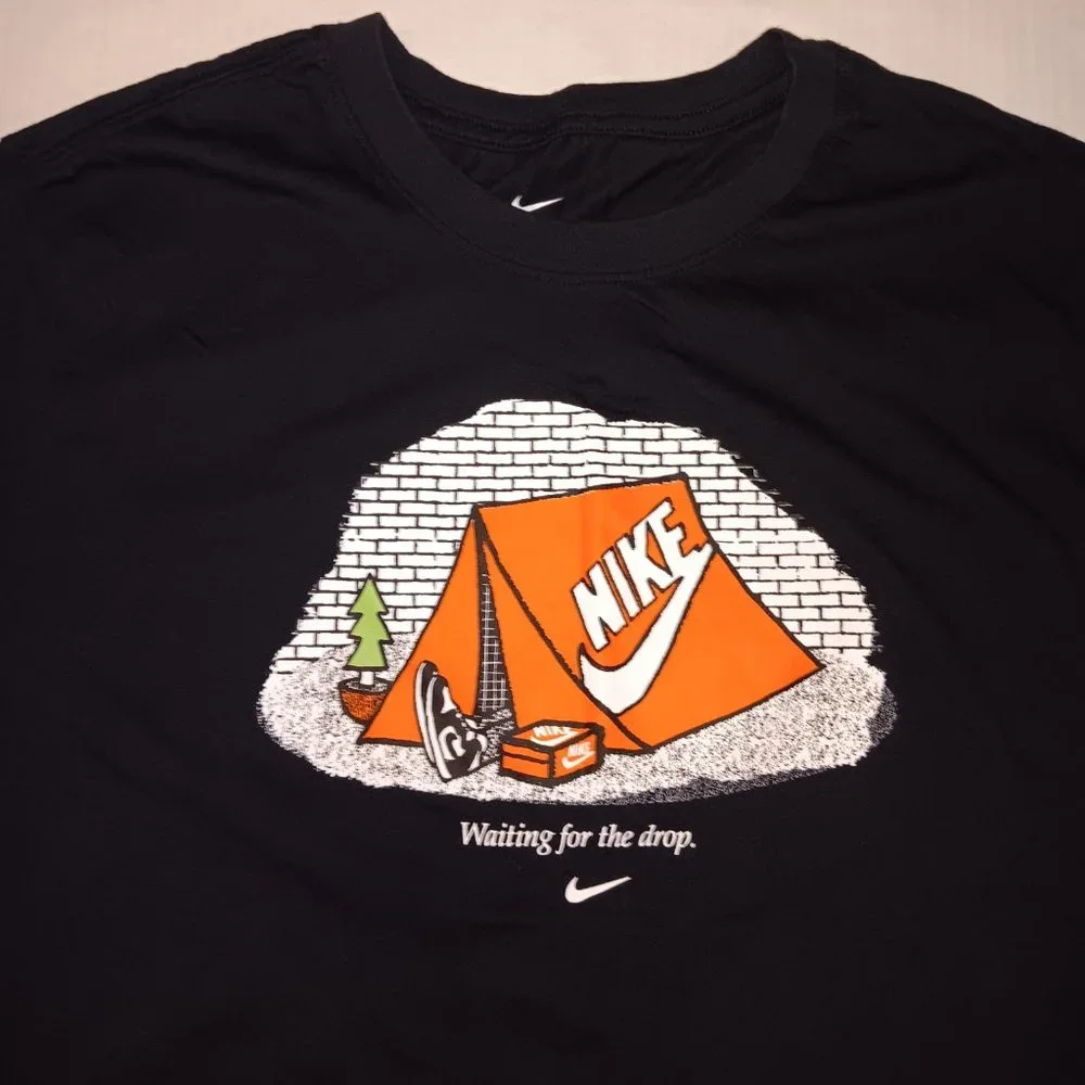 Nike Black Graphic Men's Shirt
